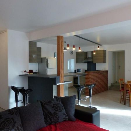 Maison Renovee Avec Cour Privee, Proche De Gannat, 3 Chambres, Animaux Acceptes, Equipements Modernes. - Fr-1-489-37 Poezat Exteriör bild