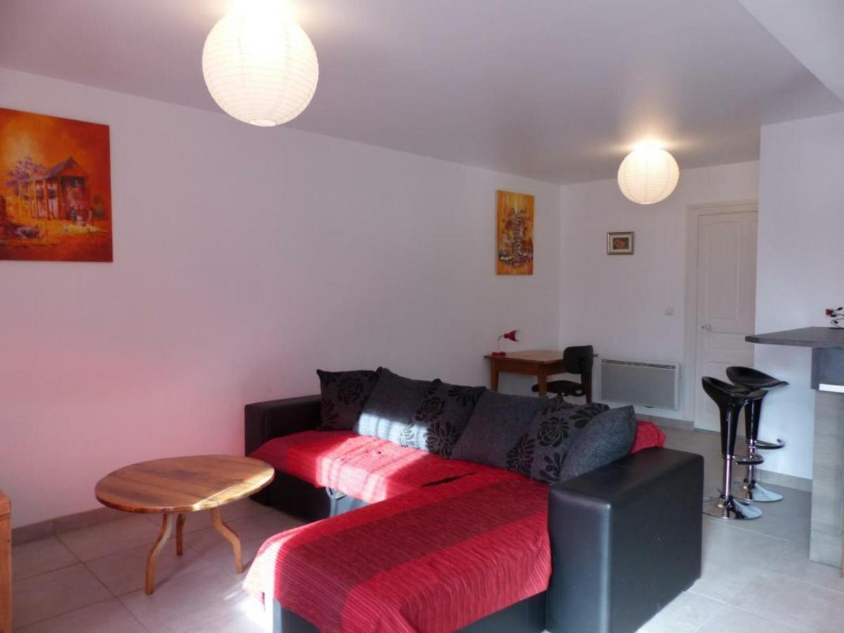 Maison Renovee Avec Cour Privee, Proche De Gannat, 3 Chambres, Animaux Acceptes, Equipements Modernes. - Fr-1-489-37 Poezat Exteriör bild