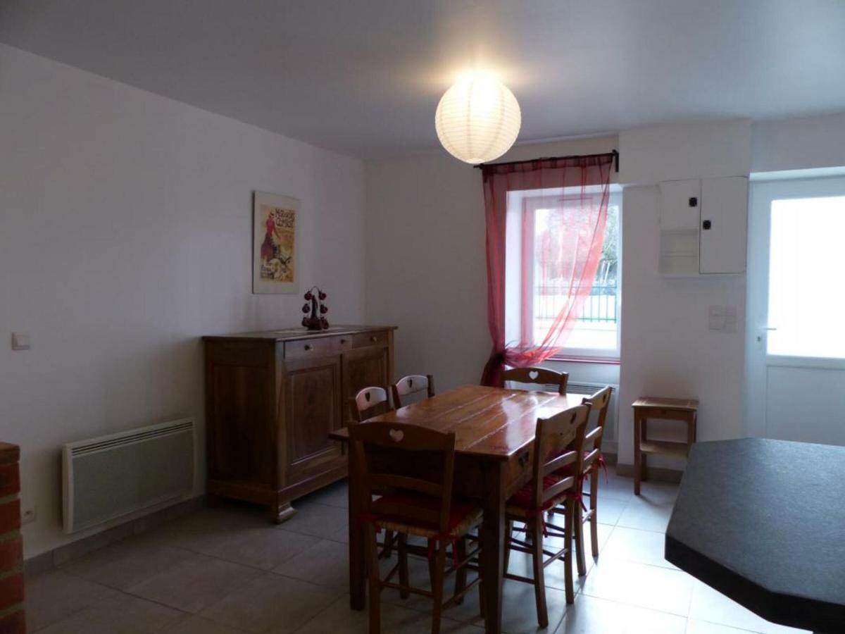 Maison Renovee Avec Cour Privee, Proche De Gannat, 3 Chambres, Animaux Acceptes, Equipements Modernes. - Fr-1-489-37 Poezat Exteriör bild