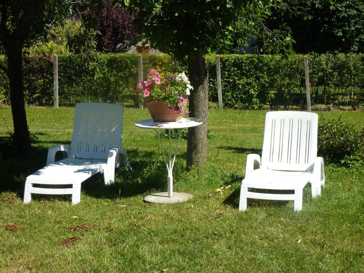Maison Renovee Avec Cour Privee, Proche De Gannat, 3 Chambres, Animaux Acceptes, Equipements Modernes. - Fr-1-489-37 Poezat Exteriör bild